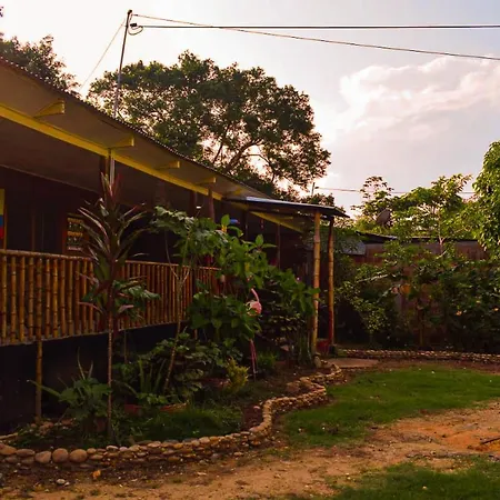 Hostal Cano Nevera La Macarena Exterior photo
